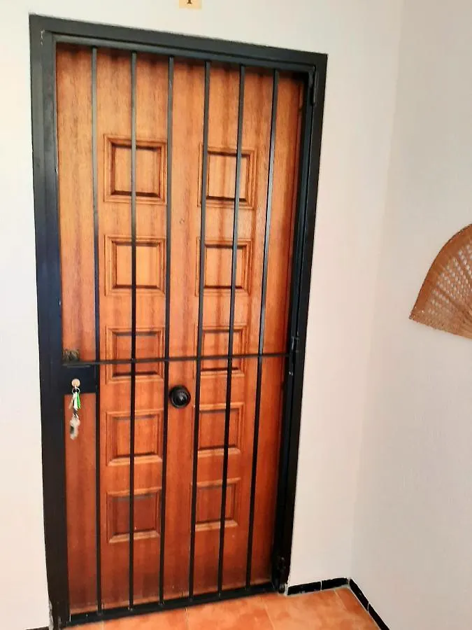 Beachfront Penthouse 3 Double Bedrooms, 2 Bathrooms San Luis de Sabinillas Ισπανία