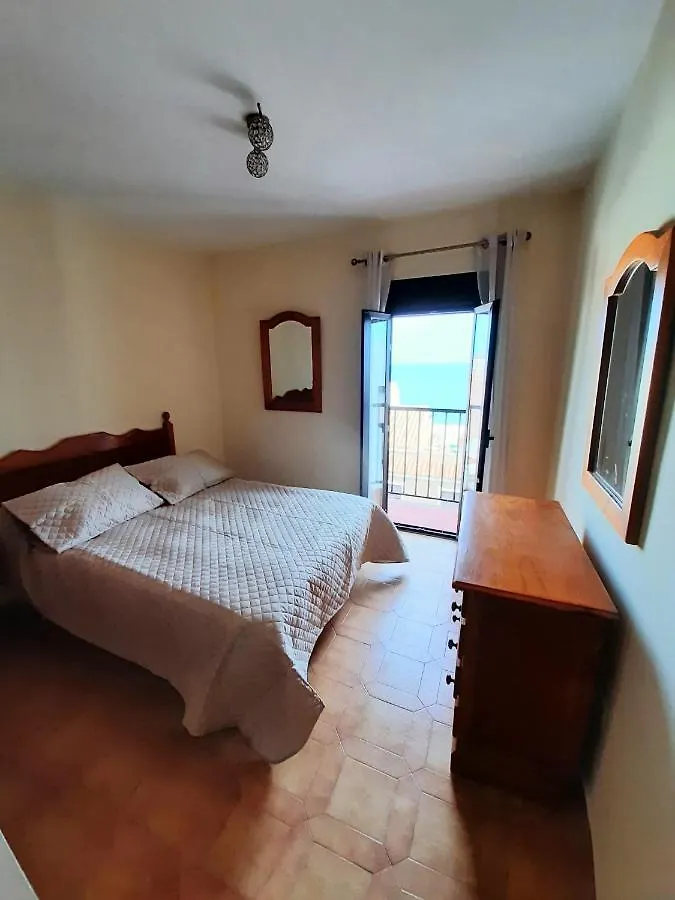 Beachfront Penthouse 3 Double Bedrooms, 2 Bathrooms San Luis de Sabinillas