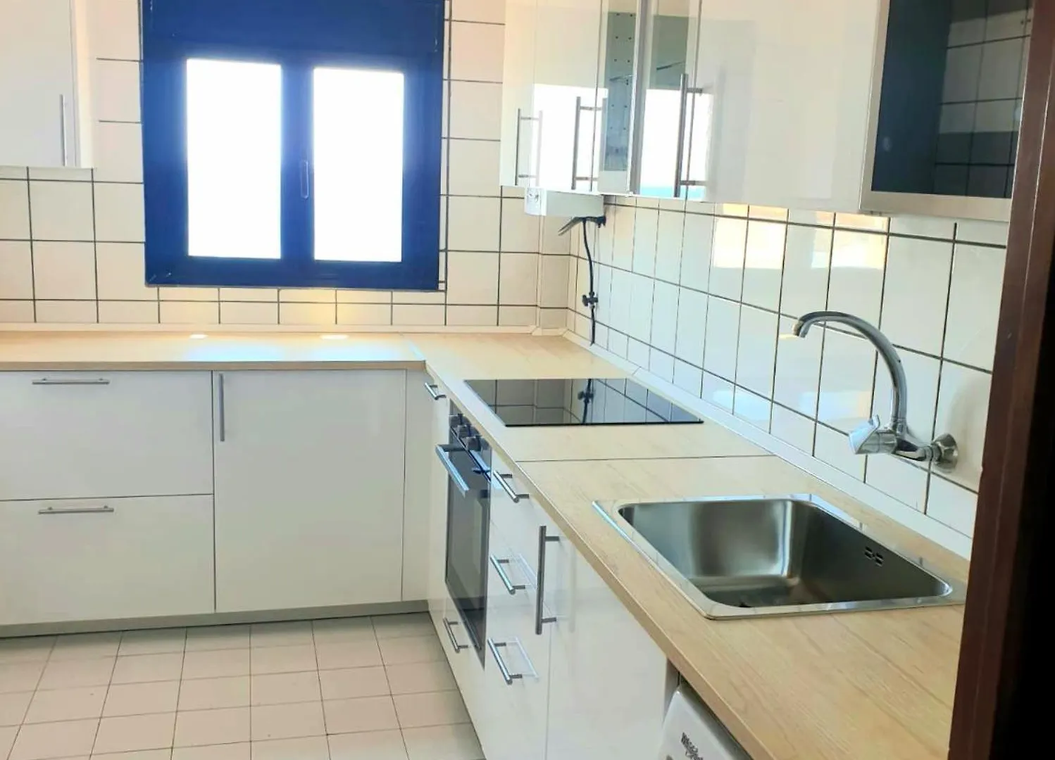 Beachfront Penthouse 3 Double Bedrooms, 2 Bathrooms San Luis de Sabinillas Διαμέρισμα